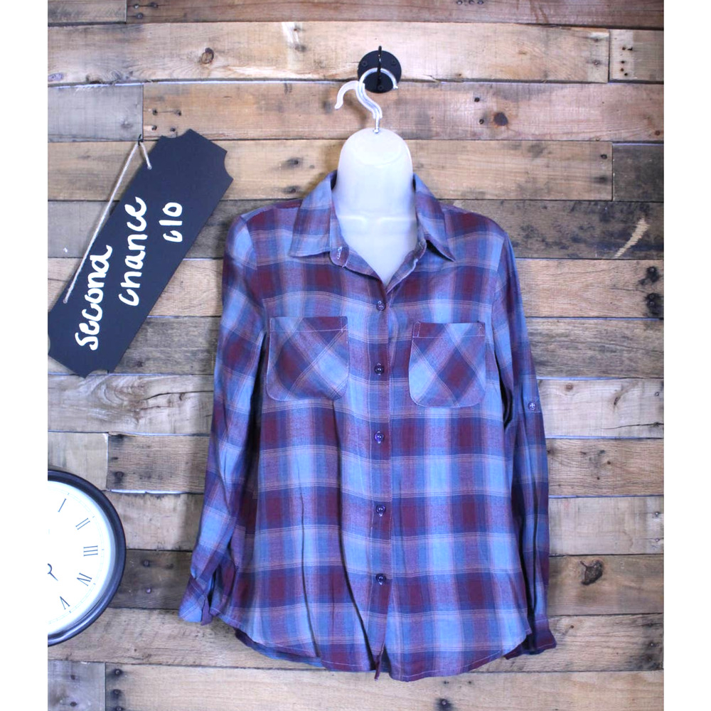 SALE-En Creme women's plaid dark colored button up long sleeve top size medium
